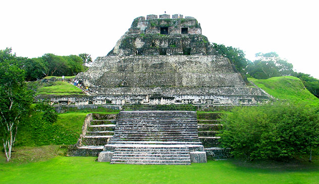 xunantunich maya ruins